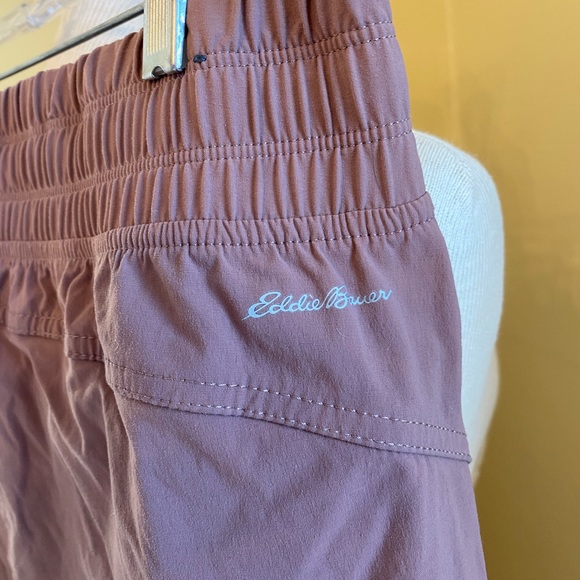 Eddie Bauer Joggers - Picture 3 of 4